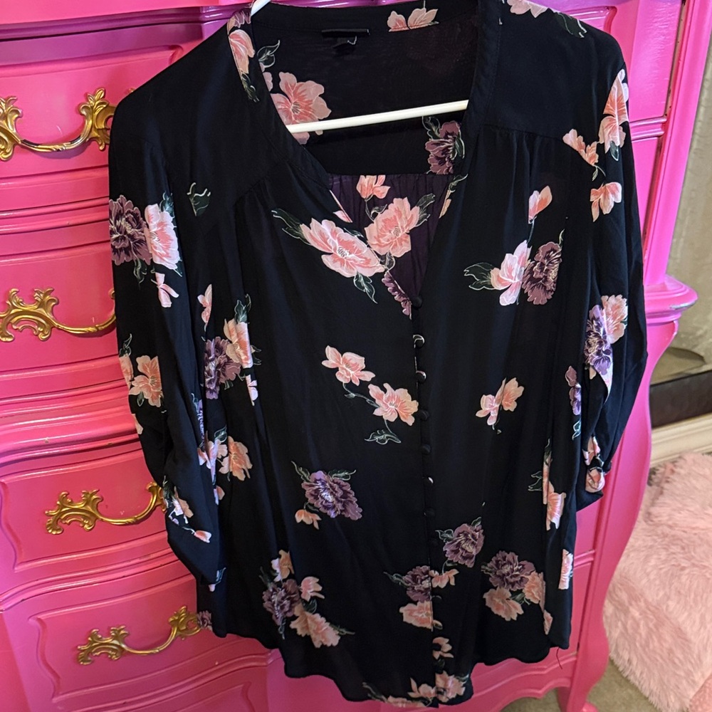 Torrid Black and Pink Floral Harper Blouse size 1